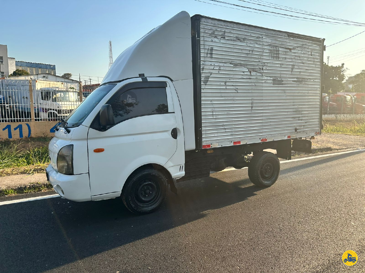 CAMINHAO HYUNDAI HR Baú Furgão 3/4 4x2 Rota 61 Veículos JUNDIAI SÃO PAULO SP